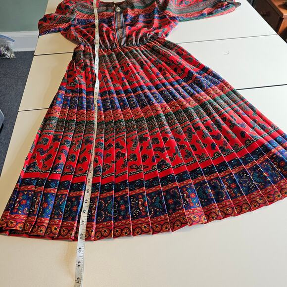 Vintage Lady Carol Red Paisley Pleated Dress Size 10 - Picture 5 of 8